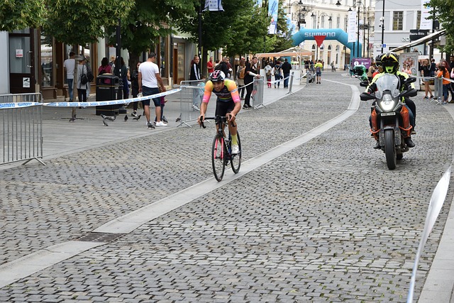 安防设施 安防设施